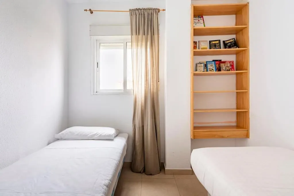 Centric And Spacious Flat With Free Car Park Seville