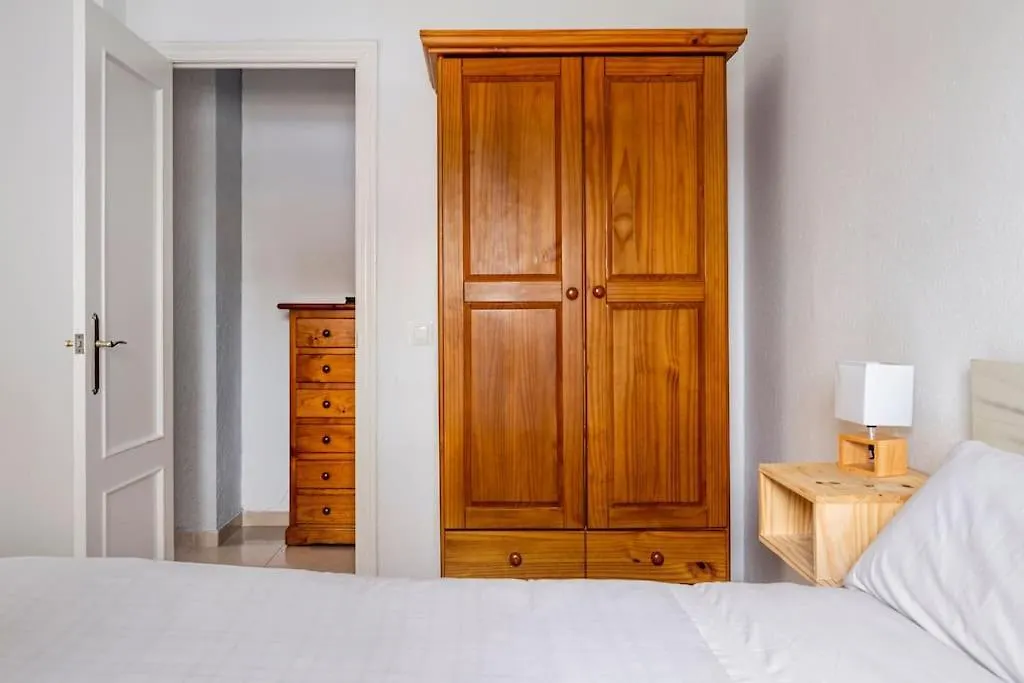 Centric And Spacious Flat With Free Car Park Seville