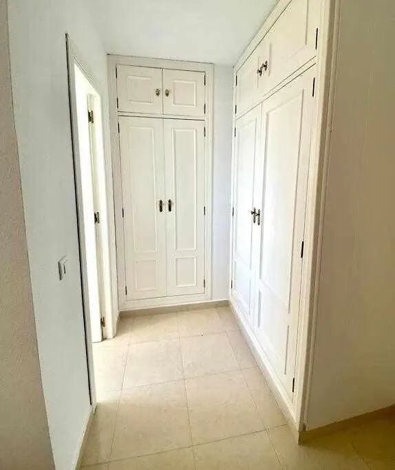Centric And Spacious Flat With Free Car Park Seville